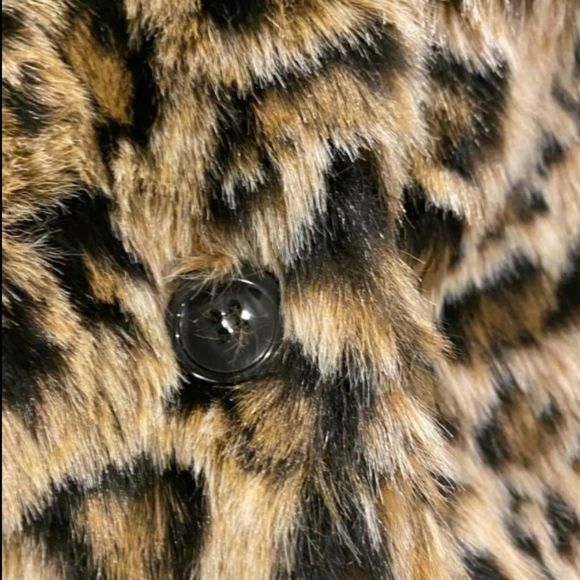 Cliche Leopard Print Coat - Picture 6 of 15